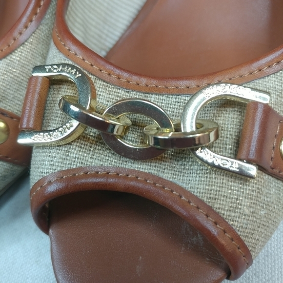 Tommy Hilfiger Horse Bit Beige Canvas, Cork Wedge - Picture 3 of 8